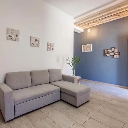 Apartment Avra In Center - 50m To *